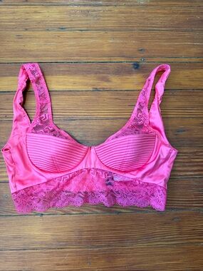 Authentic Versace Hot Pink Lace Corset Style Bra Size 1B